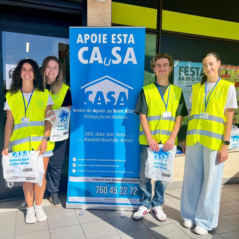 Madeira Friends join CASA for food drive at Pingo Doce