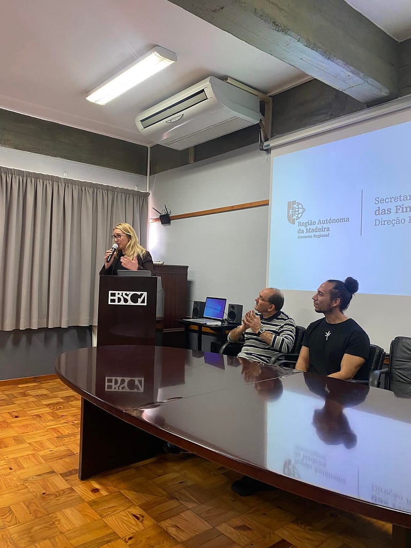 Madeira Friends Launch a Pilot Project for Schools — Giving Back Through Digital Skills