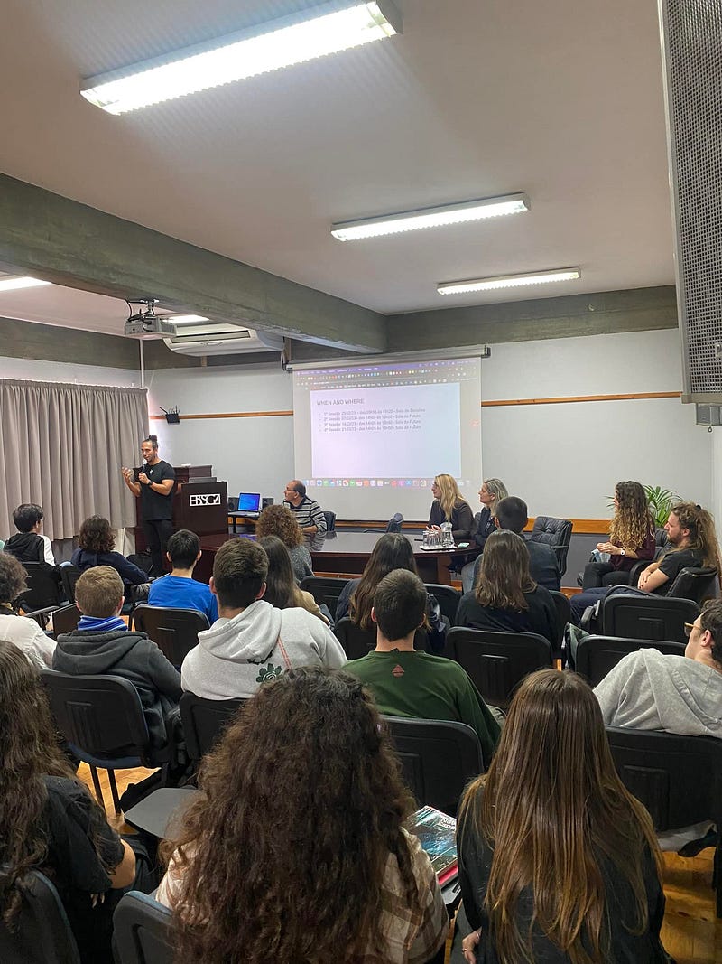 Madeira Friends Launch a Pilot Project for Schools — Giving Back Through Digital Skills